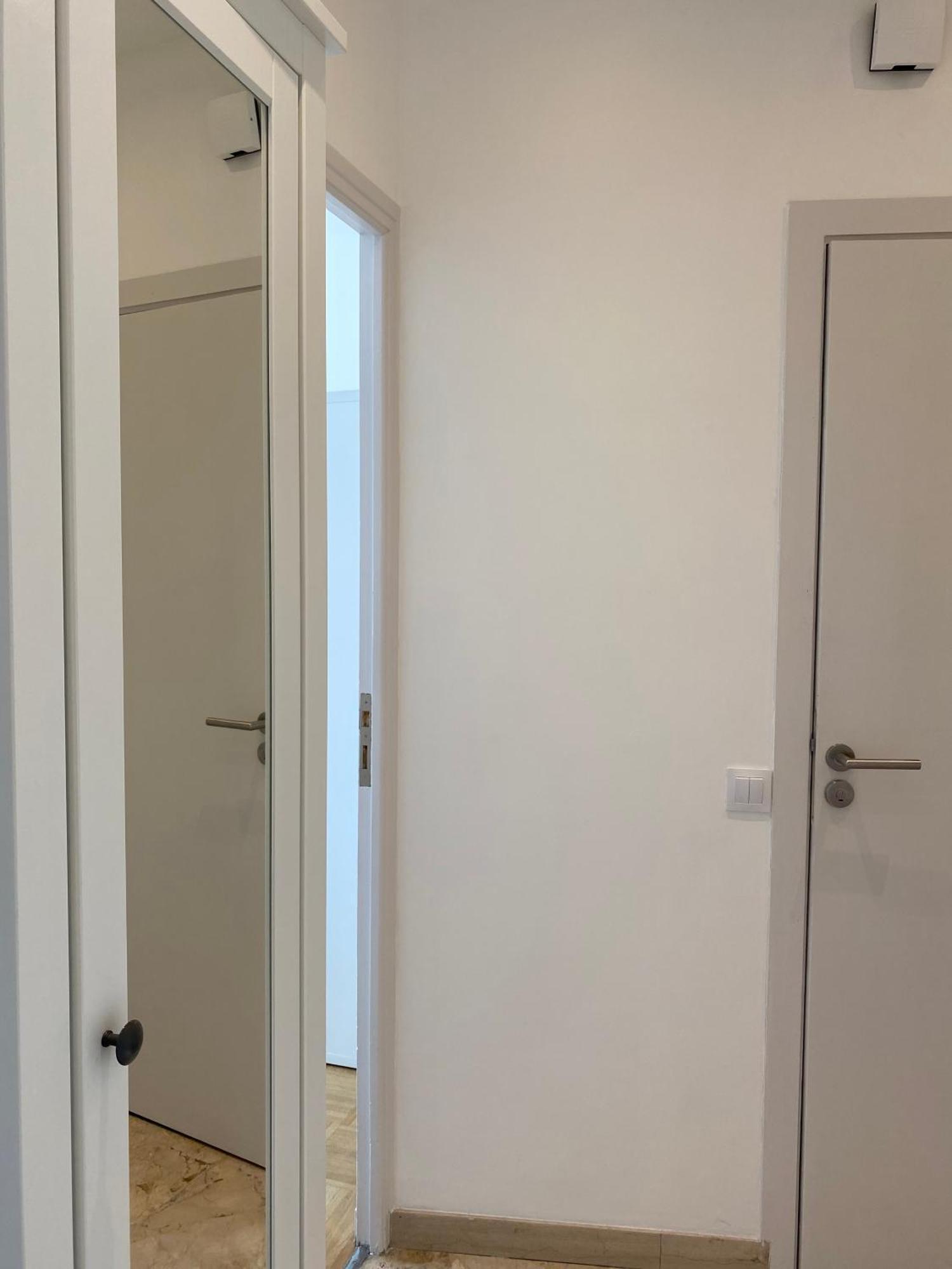 Mirela'S Private Room With Key, Ac, Lift & Balcony In The Center Of Nice On The Cote D'Azur ภายนอก รูปภาพ