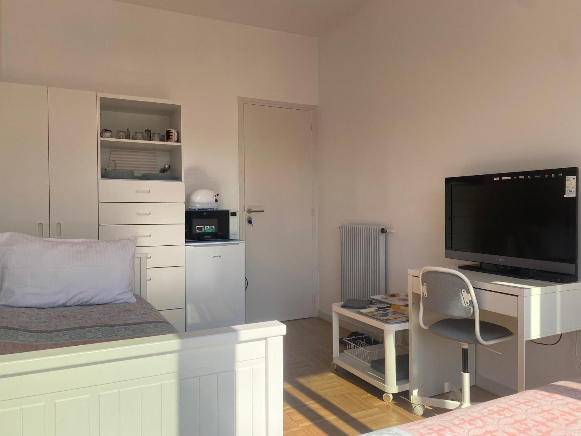 Mirela'S Private Room With Key, Ac, Lift & Balcony In The Center Of Nice On The Cote D'Azur ภายนอก รูปภาพ