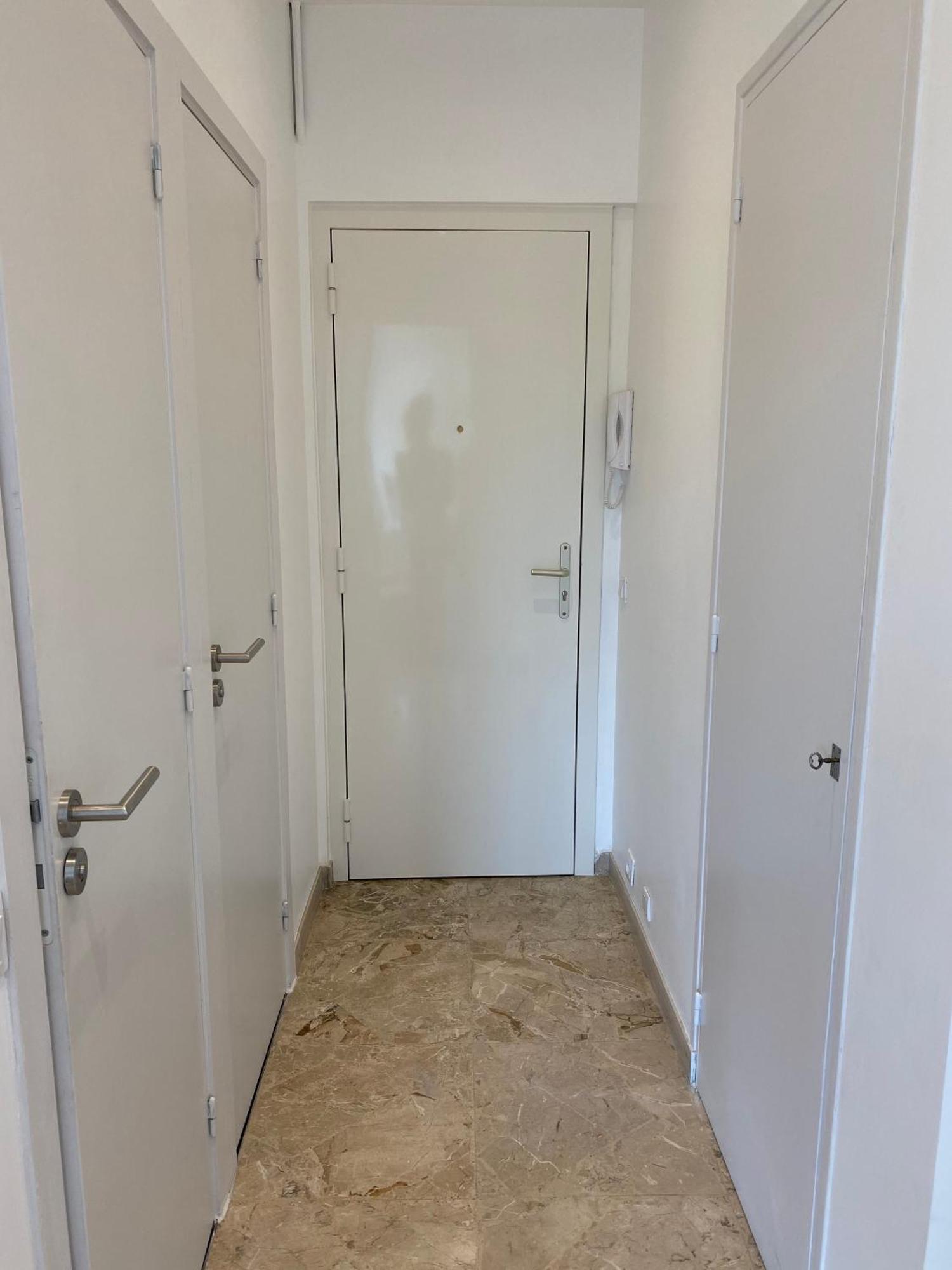 Mirela'S Private Room With Key, Ac, Lift & Balcony In The Center Of Nice On The Cote D'Azur ภายนอก รูปภาพ